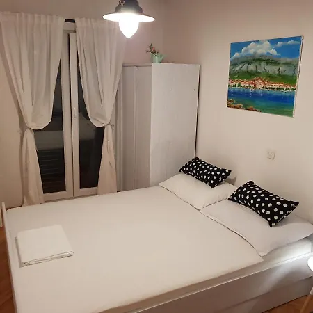 アパート Studio Flat For 2 マカルスカ